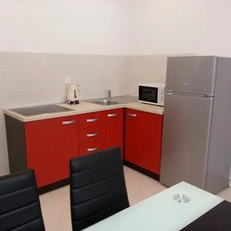 Apartmani Mira & Nikola Baska Voda Exterior photo