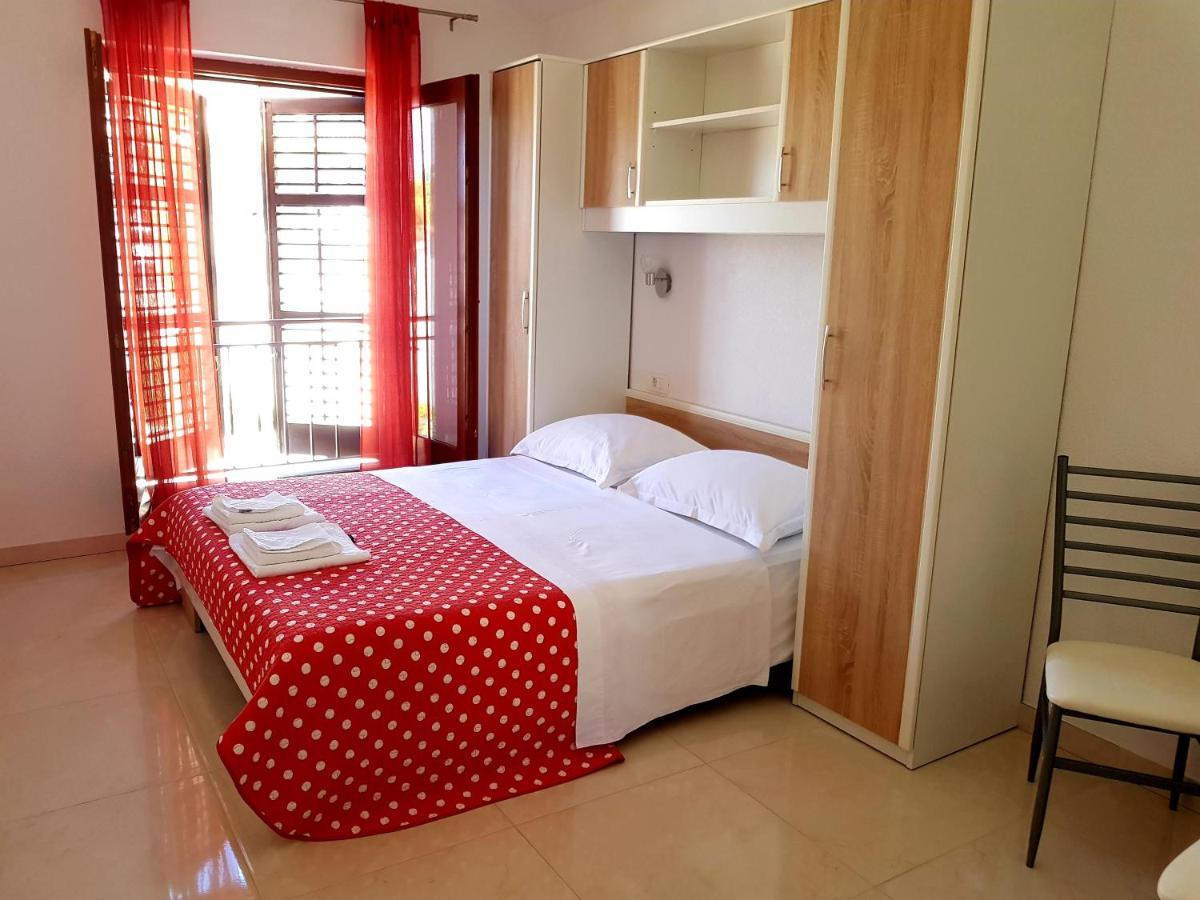 Mira & Nikola Apartament Baška Voda